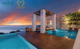 Emerald Villas & Suites - The Finest Hotels Of The World